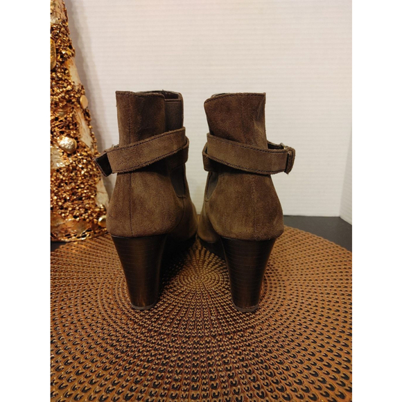 Ralph Lauren Yaskine Suede Booties Size 10B - Picture 4 of 5